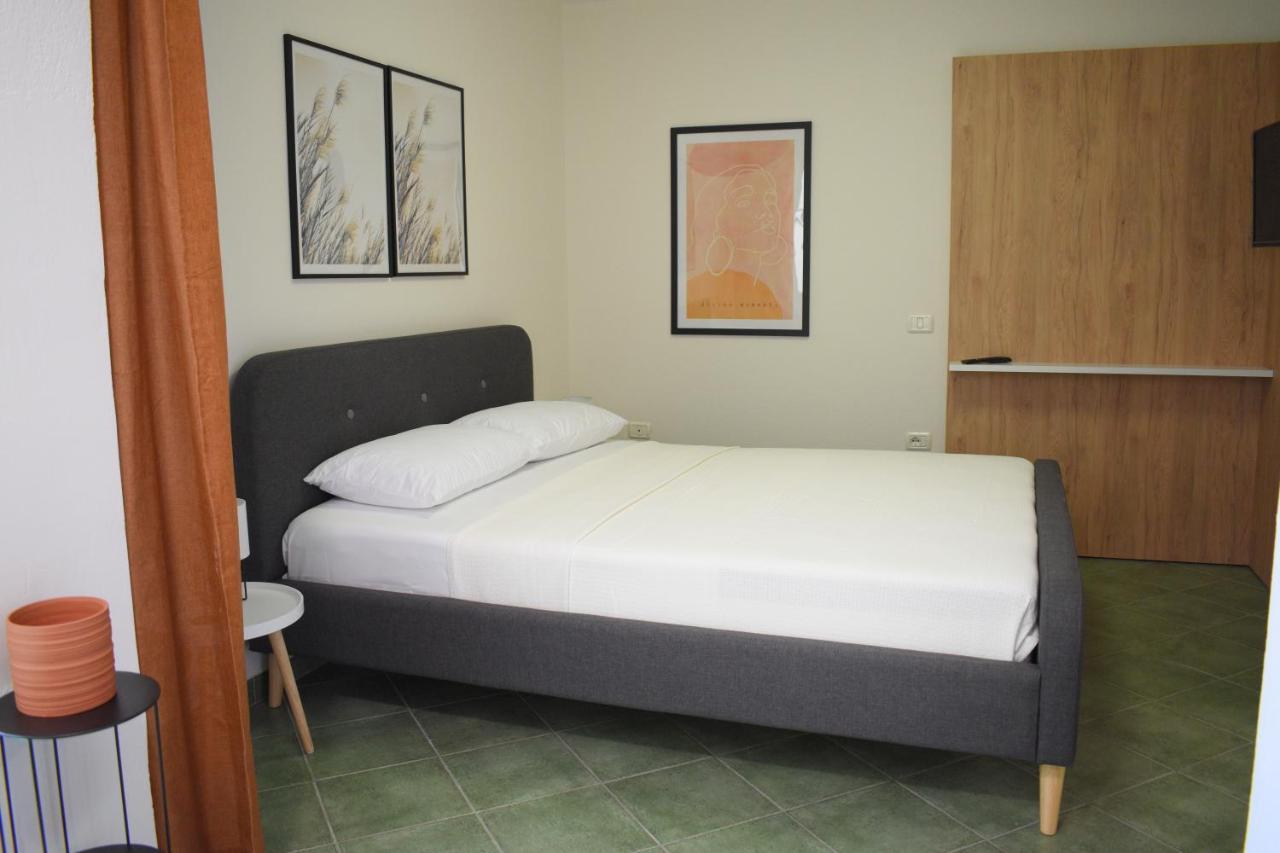 Feels Like Home Studio Apartments - FLH Albania Tirana Buitenkant foto