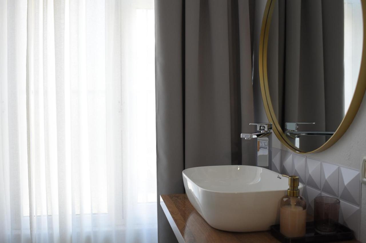 Feels Like Home Studio Apartments - FLH Albania Tirana Buitenkant foto